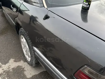 Mercedes-Benz E 280 1995 года за 1 500 000 тг. в Тараз – фото 5