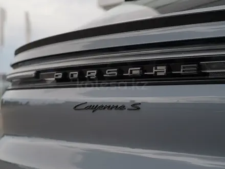 Porsche Cayenne S 2025 года за 106 416 300 тг. в Астана – фото 14
