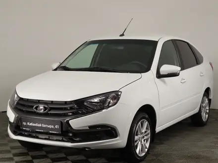 ВАЗ (Lada) Granta 2192 2023 года за 4 390 000 тг. в Астана