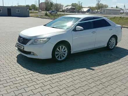 Toyota Camry 2012 года за 9 500 000 тг. в Актобе – фото 3