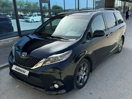 Toyota Sienna 2015 годаүшін14 350 000 тг. в Актау – фото 8