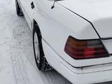 Mercedes-Benz E 300 1992 годаүшін1 400 000 тг. в Макинск – фото 5