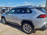 Toyota RAV4 2020 года за 16 500 000 тг. в Алматы – фото 4