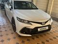 Toyota Camry 2021 года за 17 500 000 тг. в Шымкент – фото 3