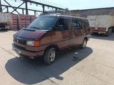 Volkswagen Caravelle 1992 года за 3 800 000 тг. в Семей – фото 4