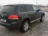 Volkswagen Touareg 2005 года за 5 000 000 тг. в Жезказган – фото 4