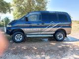 Mitsubishi Delica 1995 годаfor2 800 000 тг. в Алматы – фото 3