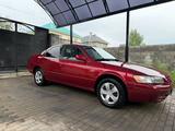 Toyota Camry 1997 года за 3 300 000 тг. в Алматы – фото 4