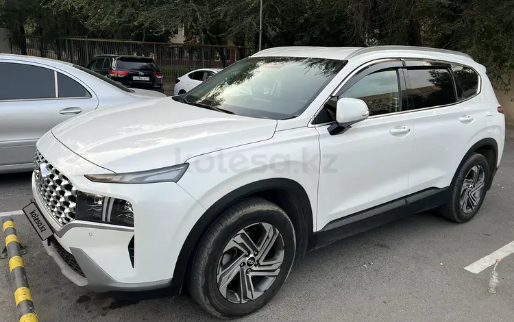 Hyundai Santa Fe 2023 года за 17 000 000 тг. в Алматы