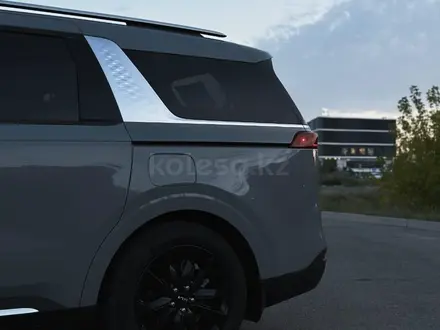 Kia Carnival 2022 года за 22 222 222 тг. в Алматы – фото 19