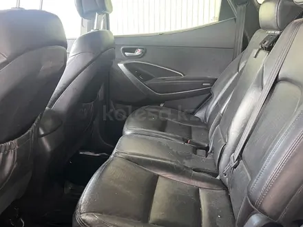 Hyundai Santa Fe 2012 года за 7 634 250 тг. в Астана – фото 8