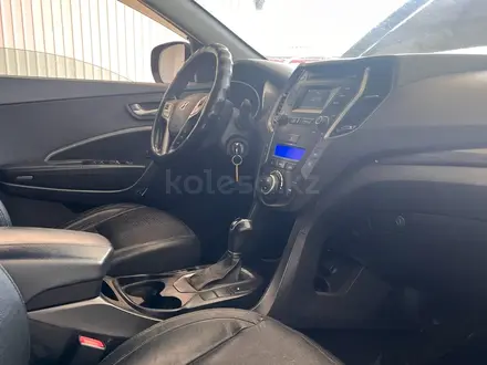 Hyundai Santa Fe 2012 года за 7 634 250 тг. в Астана – фото 11
