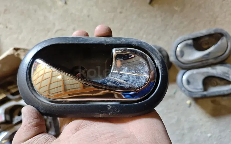 Дверная внутренняя ручка за 15 000 тг. в Алматы