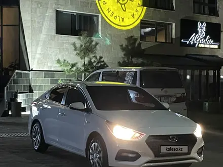 Hyundai Solaris 2018 годаүшін5 800 000 тг. в Шымкент