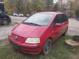 Volkswagen Sharan 2004 года за 1 800 000 тг. в Алматы – фото 4