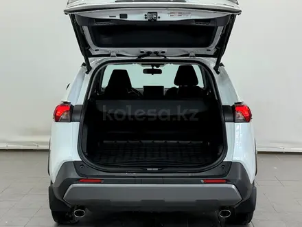 Toyota RAV4 Prestige 2019 года за 12 900 000 тг. в Астана – фото 10