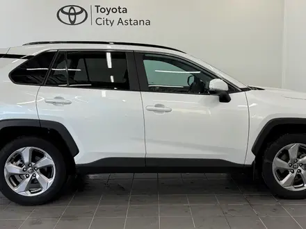 Toyota RAV4 Prestige 2019 года за 12 900 000 тг. в Астана – фото 18