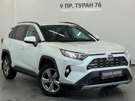 Toyota RAV4 Prestige 2019 года за 12 900 000 тг. в Астана – фото 20