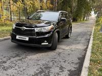 Toyota Highlander 2014 годаfor16 200 000 тг. в Алматы