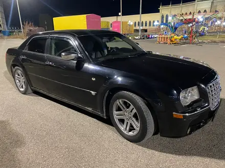 Chrysler 300C 2007 года за 7 000 000 тг. в Атырау – фото 4