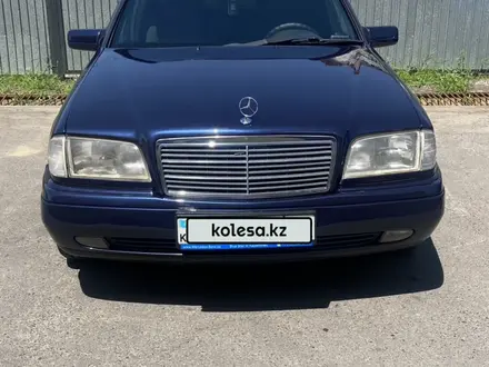 Mercedes-Benz C 280 1996 года за 2 750 000 тг. в Алматы