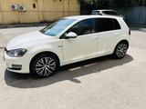 Volkswagen Golf 2015 годаүшін7 500 000 тг. в Алматы