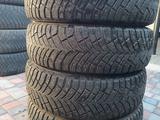 Шины Michelin x-ice north 4 215/65 R17 за 150 000 тг. в Алматы – фото 2