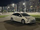 Toyota Prius 2017 года за 9 000 000 тг. в Астана