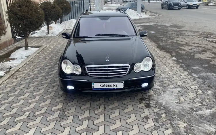Mercedes-Benz C 180 2003 года за 3 850 000 тг. в Тараз