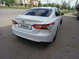 Toyota Camry 2021 годаfor13 900 000 тг. в Астана – фото 5