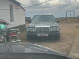 Mercedes-Benz E 230 1989 годаfor1 100 000 тг. в Атырау – фото 2