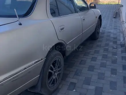 Toyota Camry 1995 года за 800 000 тг. в Алматы – фото 3