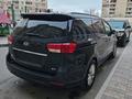 Kia Carnival 2015 годаүшін7 000 000 тг. в Актобе – фото 12