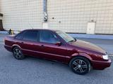 Volkswagen Passat 1995 годаүшін1 700 000 тг. в Караганда – фото 4