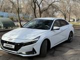 Hyundai Elantra 2021 годаүшін10 500 000 тг. в Алматы – фото 3