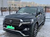 Toyota Land Cruiser 2018 года за 31 700 000 тг. в Астана