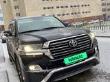 Toyota Land Cruiser 2018 года за 31 700 000 тг. в Астана – фото 2