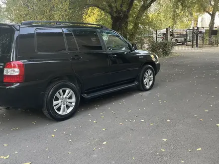 Toyota Highlander 2005 года за 7 800 000 тг. в Алматы – фото 5