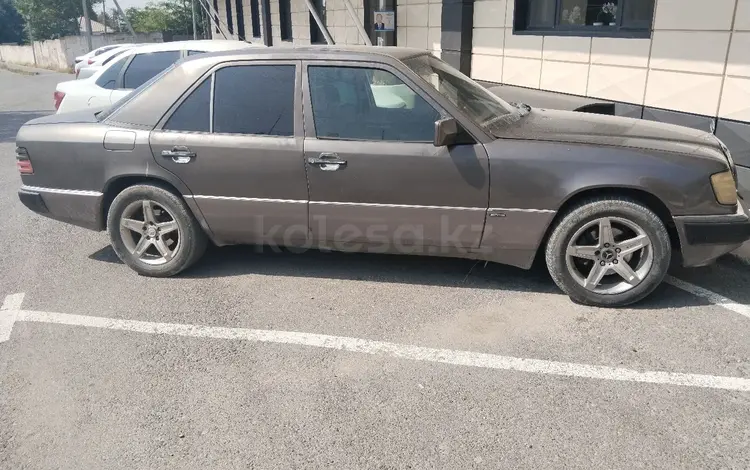 Mercedes-Benz E 230 1991 года за 1 200 000 тг. в Шымкент