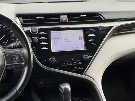 Toyota Camry 2019 года за 7 400 000 тг. в Актау – фото 9