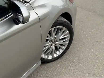 Toyota Camry 2019 года за 7 400 000 тг. в Актау – фото 13
