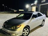 Toyota Camry 2005 годаfor5 250 000 тг. в Жанаозен