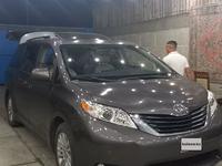 Toyota Sienna 2015 года за 8 300 000 тг. в Астана