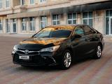 Toyota Camry 2015 года за 6 600 000 тг. в Актау