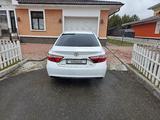 Toyota Camry 2015 годаfor9 800 000 тг. в Астана – фото 4