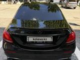 Mercedes-Benz E 200 2016 года за 15 500 000 тг. в Шымкент – фото 3