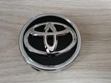 Колпачки в оригинальные колесные диски Toyota за 2 000 тг. в Алматы