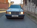 Mercedes-Benz E 200 1992 годаүшін800 000 тг. в Астана