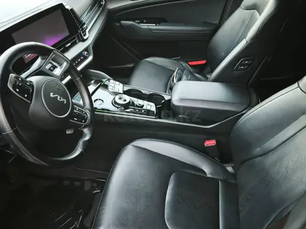 Kia Sportage 2022 года за 15 200 000 тг. в Алматы – фото 6