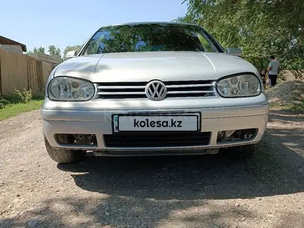 Volkswagen Golf 1998 года за 2 800 000 тг. в Алматы